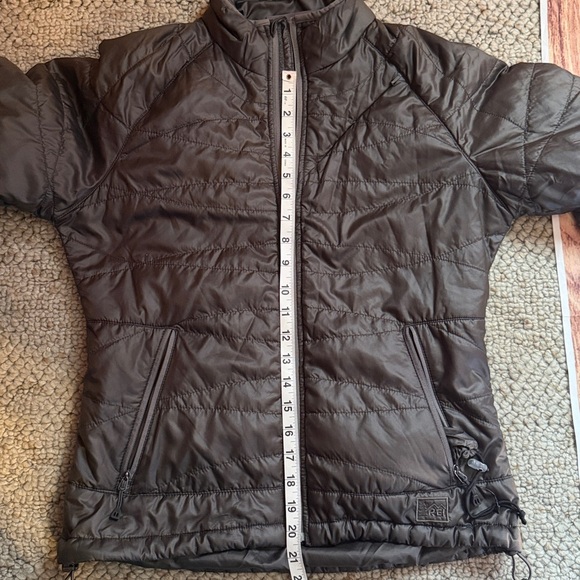 REI Women's Dark Grey Packable Puffer Jacket - Picture 13 of 13